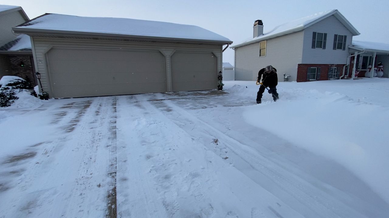 Winter storm brings high winds to Wisconsin